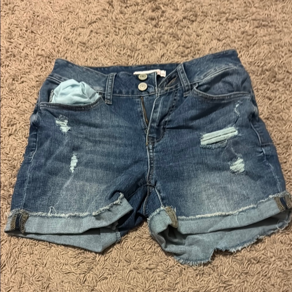 Kohl's Blue Jean Shorts Distressed Cut-Off Style